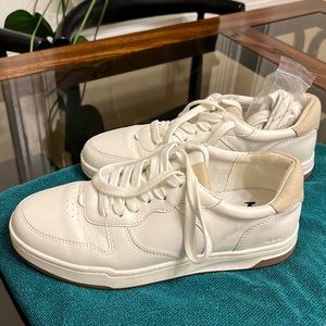 Madewell Court Sneakers in White Leather - Size 9
